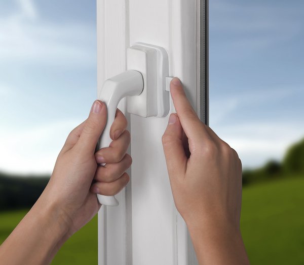 Fenstersicherung und Balkontürsicherung WinLock von Reer